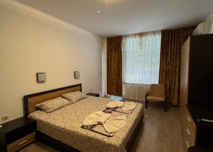 Vp Palazzo Apartament Nesebăr